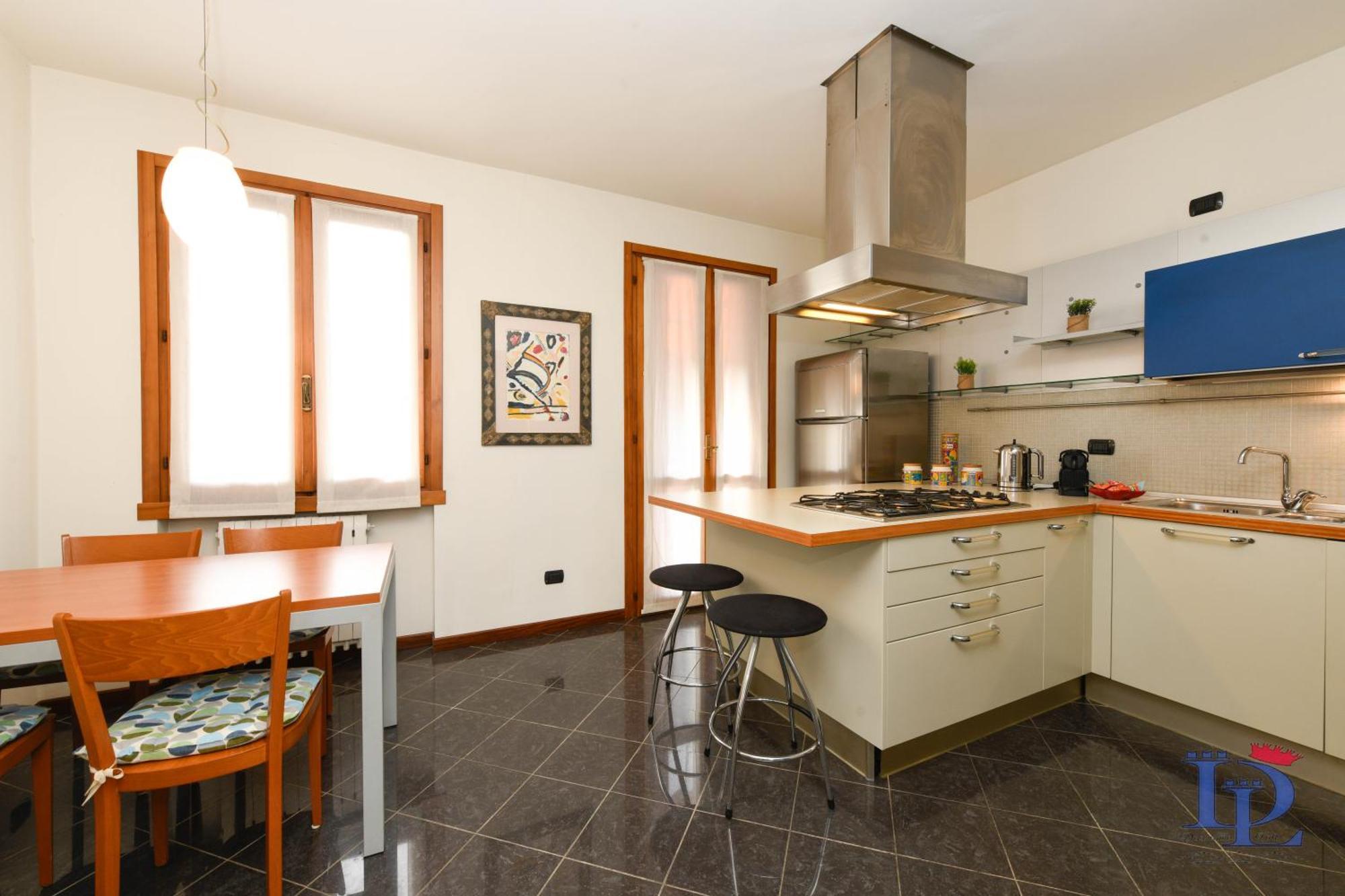 Desenzanoloft Official Partner Marriott Homes & Villas - Gardastar La Stella Del Lago Desenzano del Garda Exterior photo