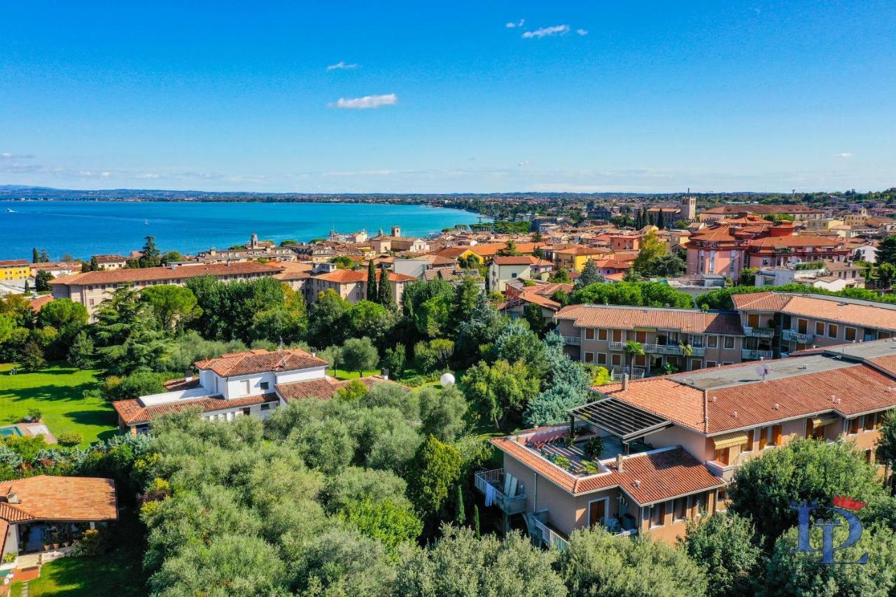 Desenzanoloft Official Partner Marriott Homes & Villas - Gardastar La Stella Del Lago Desenzano del Garda Exterior photo